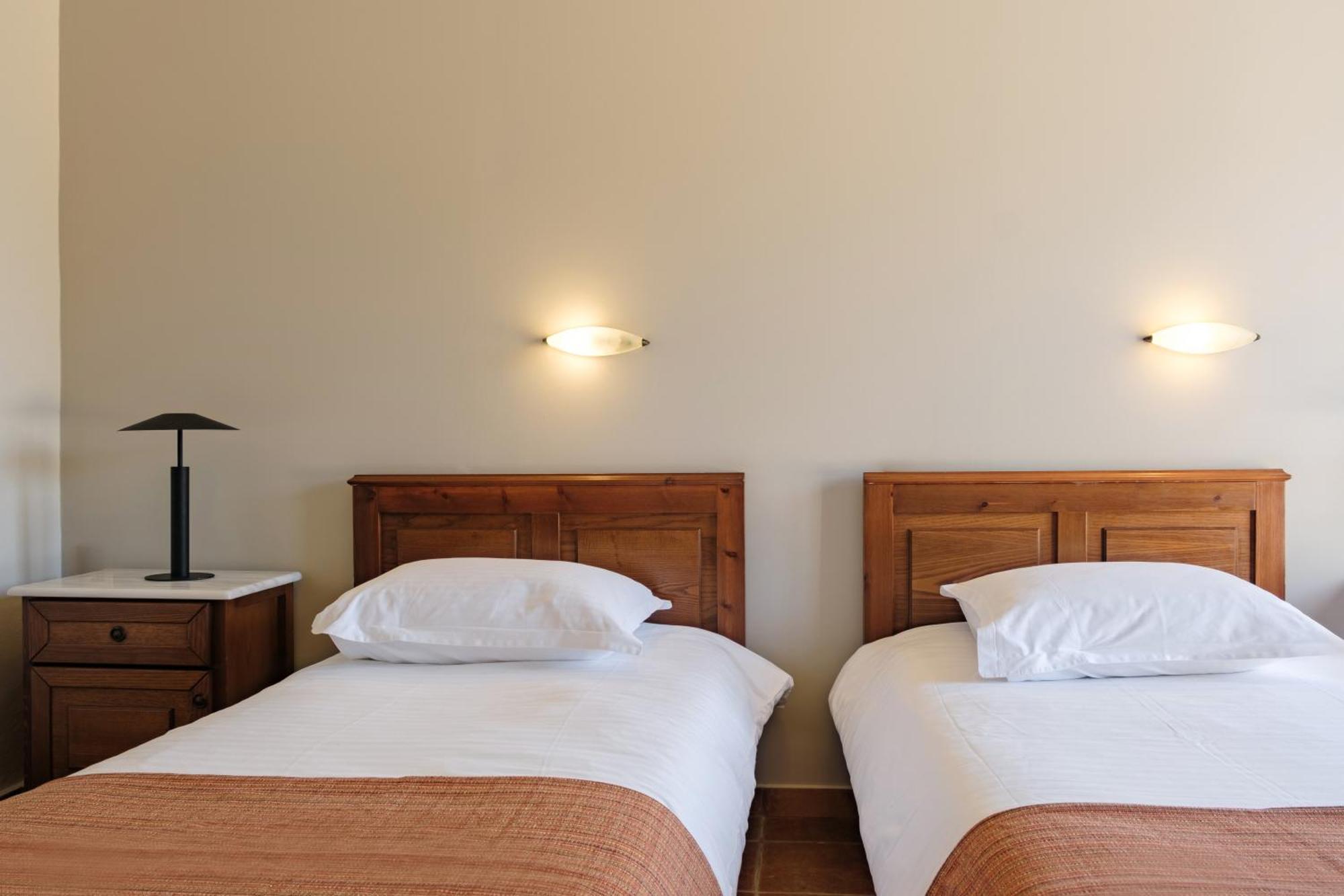 Hotel Apollon Corfu 2*